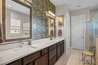 Welcome to this exceptional 5-bed luxury estate in Sorrento - photo 24