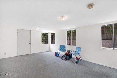 Charming Home with spacious backyard and frontyard Has new paint - photo 25