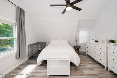 Welcome to this charming and sun-filled fully detached Colonial - photo 25