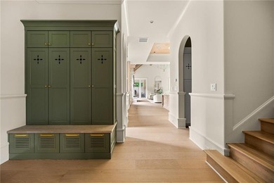 Exquisitely crafted by Savage Family Homes, this exceptional - photo 26