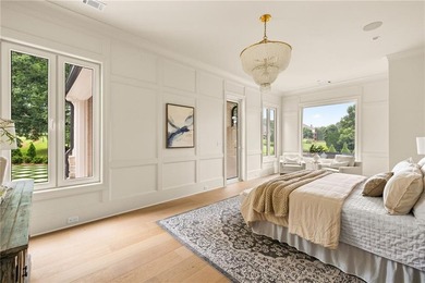 Exquisitely crafted by Savage Family Homes, this exceptional - photo 30