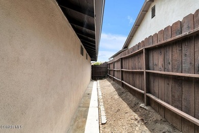 Charming Home with spacious backyard and frontyard Has new paint - photo 35