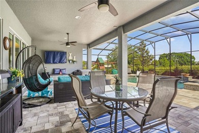Welcome to this exceptional 5-bed luxury estate in Sorrento - photo 42