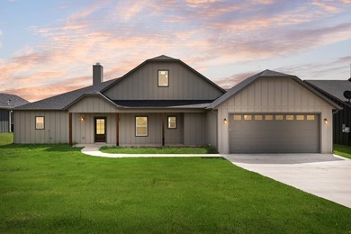 Waterfront living at its finest!! This stunning new construction - photo 1