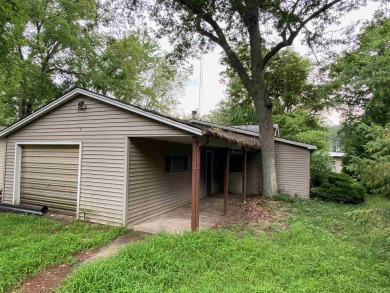 Lake Home Off Market in Monticello, Indiana