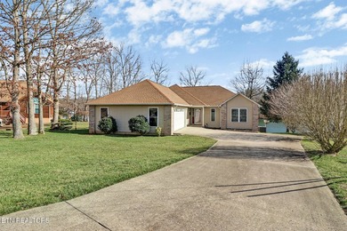 Mohawk Lake Home For Sale in Crossville Tennessee