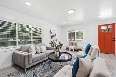 Rare opportunity to own an exceptional Eagle property with no - photo 12