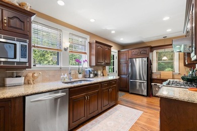 Impressive residence on Winchester line where timeless - photo 13