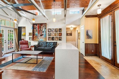 Hidden Gem Near the Water - Unique Artist-Inspired Retreat! - photo 14
