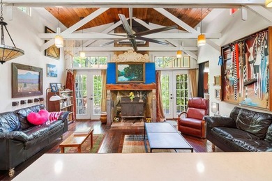 Hidden Gem Near the Water - Unique Artist-Inspired Retreat! - photo 15