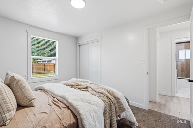 Rare opportunity to own an exceptional Eagle property with no - photo 23