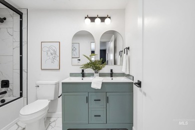 Rare opportunity to own an exceptional Eagle property with no - photo 26