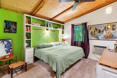 Hidden Gem Near the Water - Unique Artist-Inspired Retreat! - photo 27