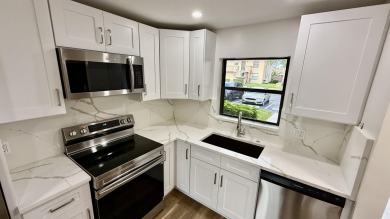 Lake Condo For Sale in Boca Raton, Florida