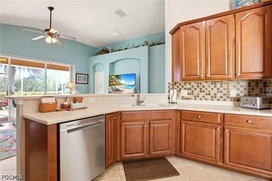 Experience this Beautifully Maintained 3 Bedroom + Den, 2 Bath - photo 14