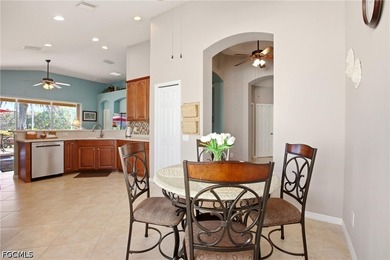 Experience this Beautifully Maintained 3 Bedroom + Den, 2 Bath - photo 17