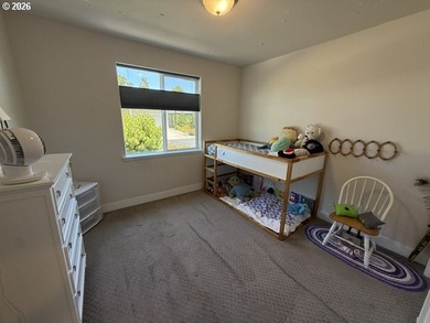 Beautifully maintained *Rogue* floor plan offering 1,765 sq. ft - photo 17