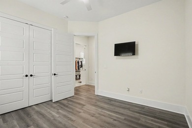 Significant price Improvement! 39k off 0riginal pricing and - photo 21