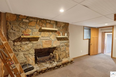 Beautiful lakefront home with breathtaking views of the Lake of - photo 22