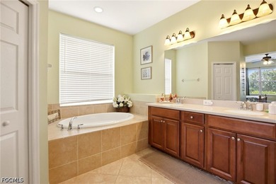 Experience this Beautifully Maintained 3 Bedroom + Den, 2 Bath - photo 39