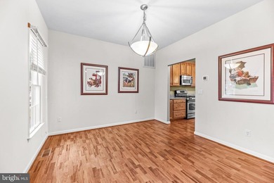 Amazing colonial in quiet cul-da-sac.  Home has a new roof in - photo 4