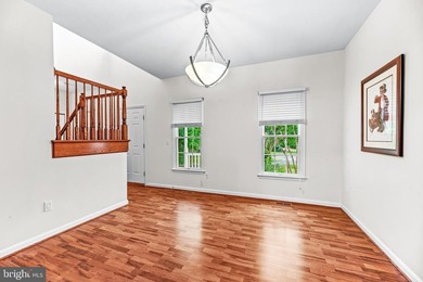 Amazing colonial in quiet cul-da-sac.  Home has a new roof in - photo 5