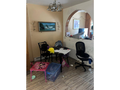 ACCEPTED OFFER Calling All Investors! Welcome to this two-family - photo 10