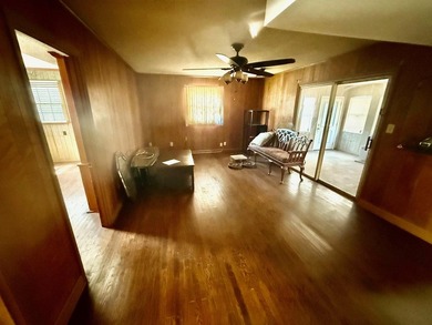 Don't sleep on this one. This 3-bedroom, 2.5-bath tri-level is - photo 4