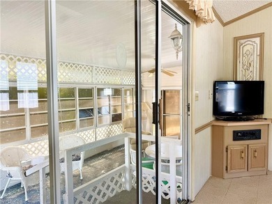 Very Cute 1Br/1Ba with Large Lanai-this home is ready for a - photo 17