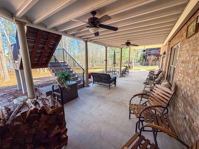 Welcome to your dream lakefront home! This stunning 3916 sq ft - photo 25