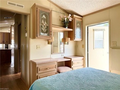 Very Cute 1Br/1Ba with Large Lanai-this home is ready for a - photo 29