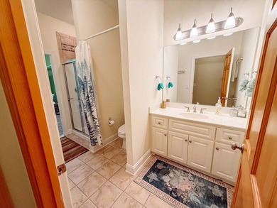 Welcome to your dream lakefront home! This stunning 3916 sq ft - photo 36