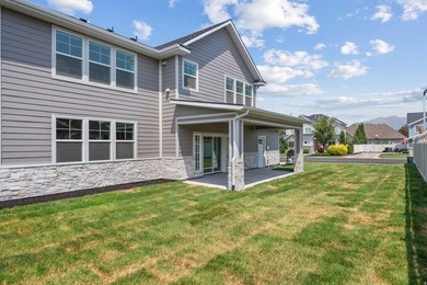 Stunning 2026 Home with Mountain Views! Welcome to 248 N 750 W - photo 37