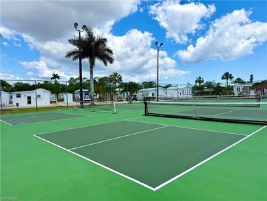 Very Cute 1Br/1Ba with Large Lanai-this home is ready for a - photo 46
