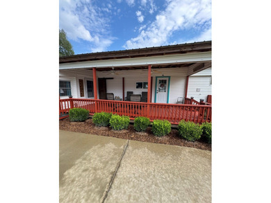 Welcome to your perfect getaway or full-time residence in this - photo 4