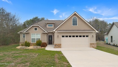 Tellico Lake Home Sale Pending in Loudon Tennessee