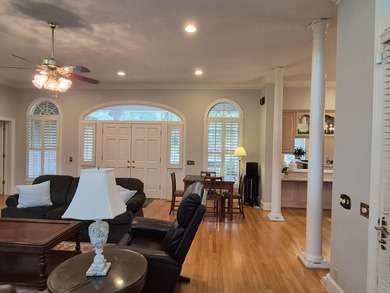Are you looking for a unique executive home on a golf course? - photo 15
