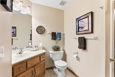 Welcome to effortless one-level living in the heart of Woodbury! - photo 19