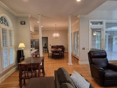 Are you looking for a unique executive home on a golf course? - photo 21