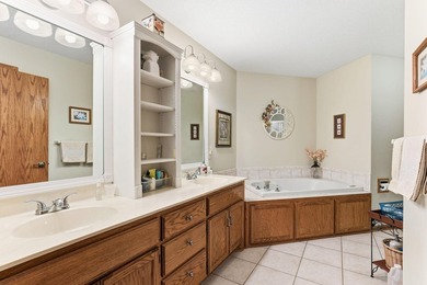 Welcome to effortless one-level living in the heart of Woodbury! - photo 22