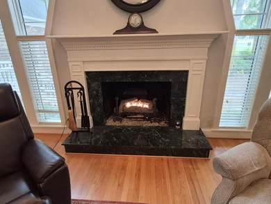 Are you looking for a unique executive home on a golf course? - photo 25