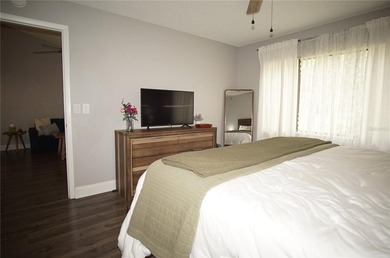 ***EXCELLENT OPPORTUNITY***Looking for a 2-bedroom, 2 full - photo 8