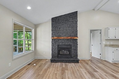 Experience lake living at its finest in the highly sought-after - photo 10