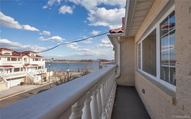 East River - Bronx County  Home For Sale in Bronx New York