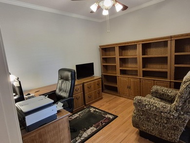 Are you looking for a unique executive home on a golf course? - photo 35