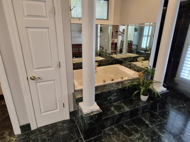 Are you looking for a unique executive home on a golf course? - photo 38