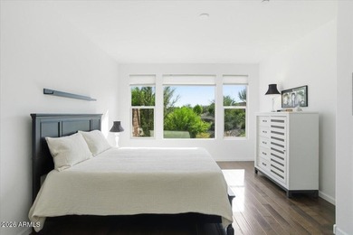 There are three Valletta floor plans for sale on this street - photo 9
