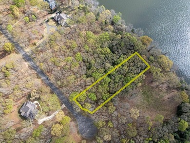 Lot 13 in Shadow Moss Subdivision offers a beautiful,157 X 435 - photo 4