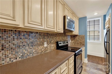 Amazing 2Bd / 2Ba Condo located in the Heart of Savannah's - photo 12