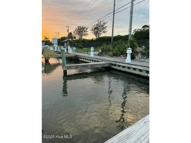Prime wet slip available at the highly desirable Harborside Club - photo 4
